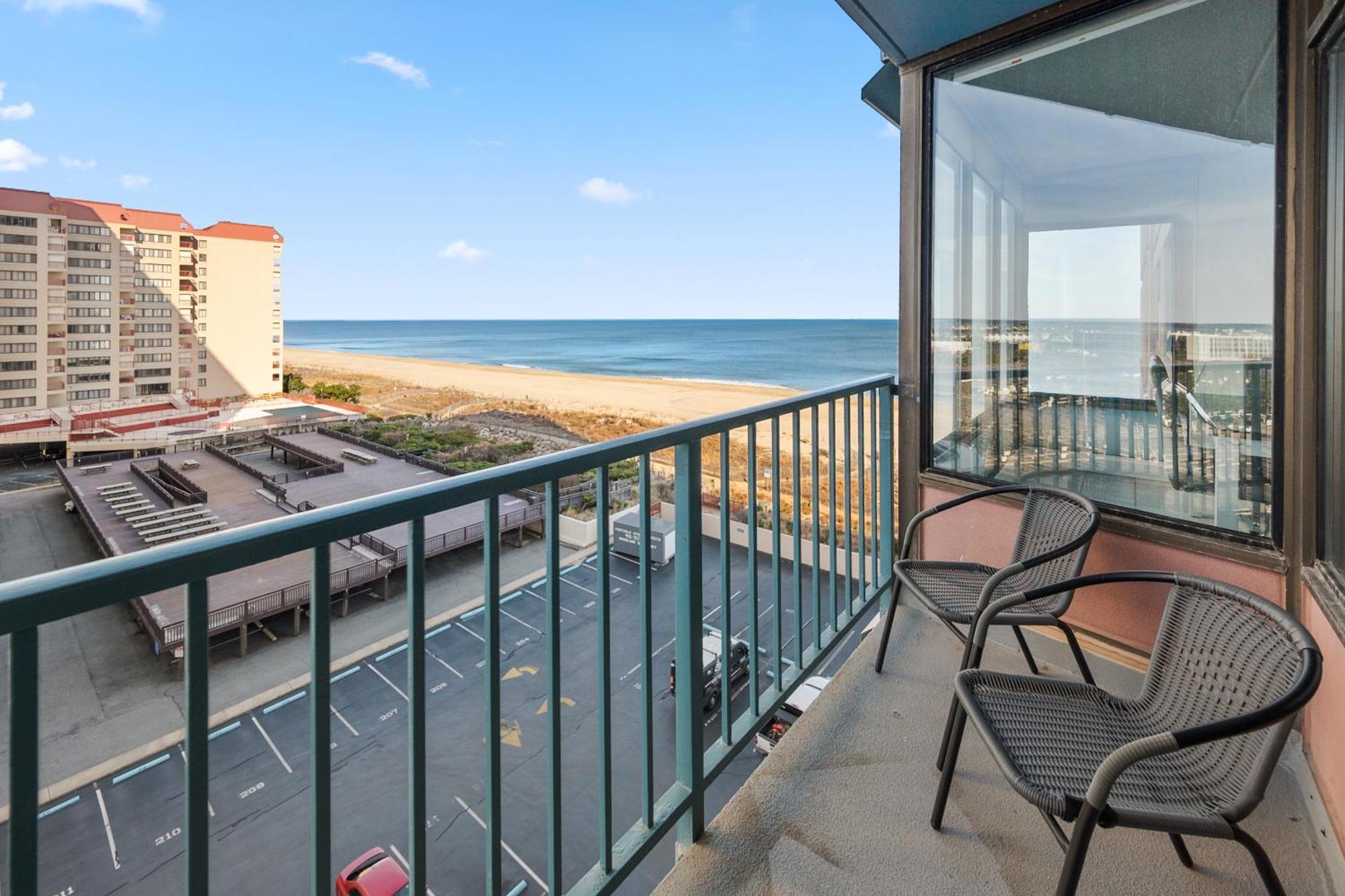 Family Friendly Luxury Oceanfront Condo, Indoor Pool, Massage Chair, Brand New Bathrooms 2025 Ocean City Exterior photo