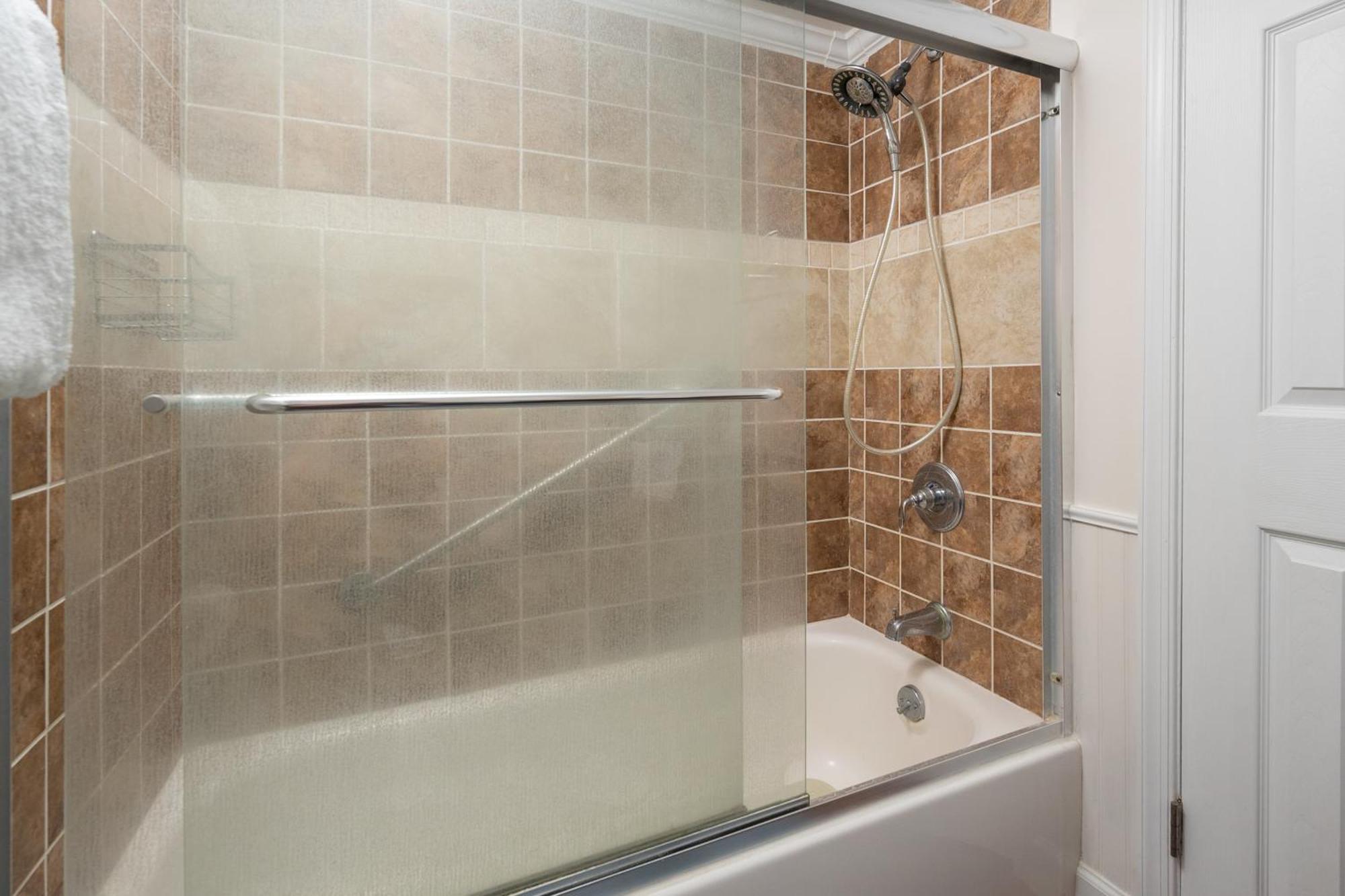 Family Friendly Luxury Oceanfront Condo, Indoor Pool, Massage Chair, Brand New Bathrooms 2025 Ocean City Exterior photo